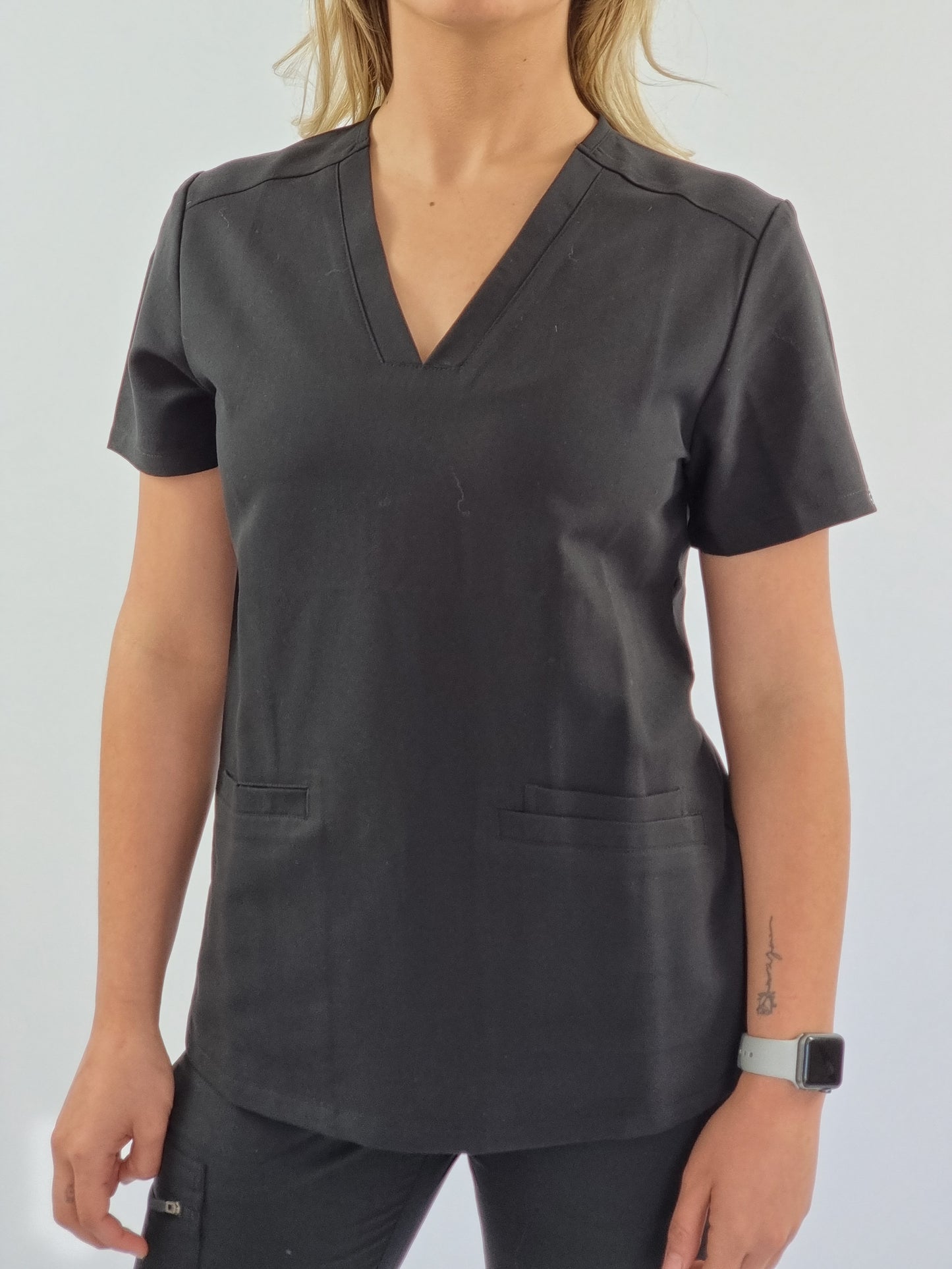 BECKY Three Pocket Skrub Top